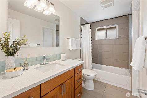 15601 125th Place NE Woodinville WA 98072
