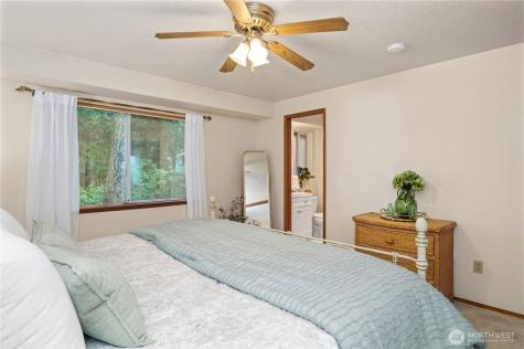 9421 175th Street Ct E Puyallup WA 98375