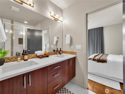 2038 NW 62nd Street Seattle WA 98107