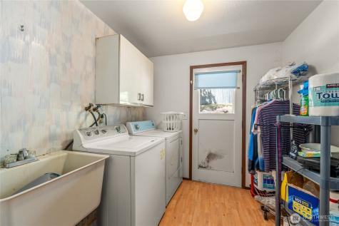 32416 29th Avenue SW Federal Way WA 98023