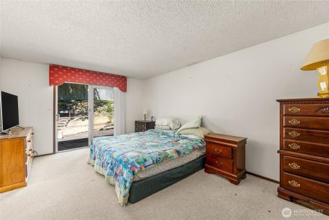 32416 29th Avenue SW Federal Way WA 98023