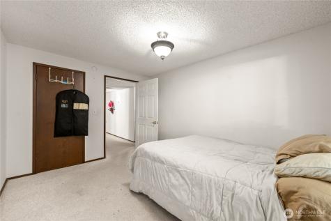 32416 29th Avenue SW Federal Way WA 98023