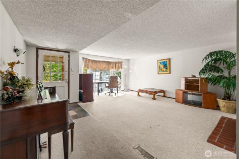 32416 29th Avenue SW Federal Way WA 98023