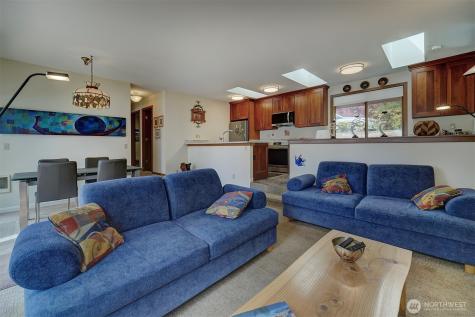 5691 Seabreeze Lane SE Port Orchard WA 98367
