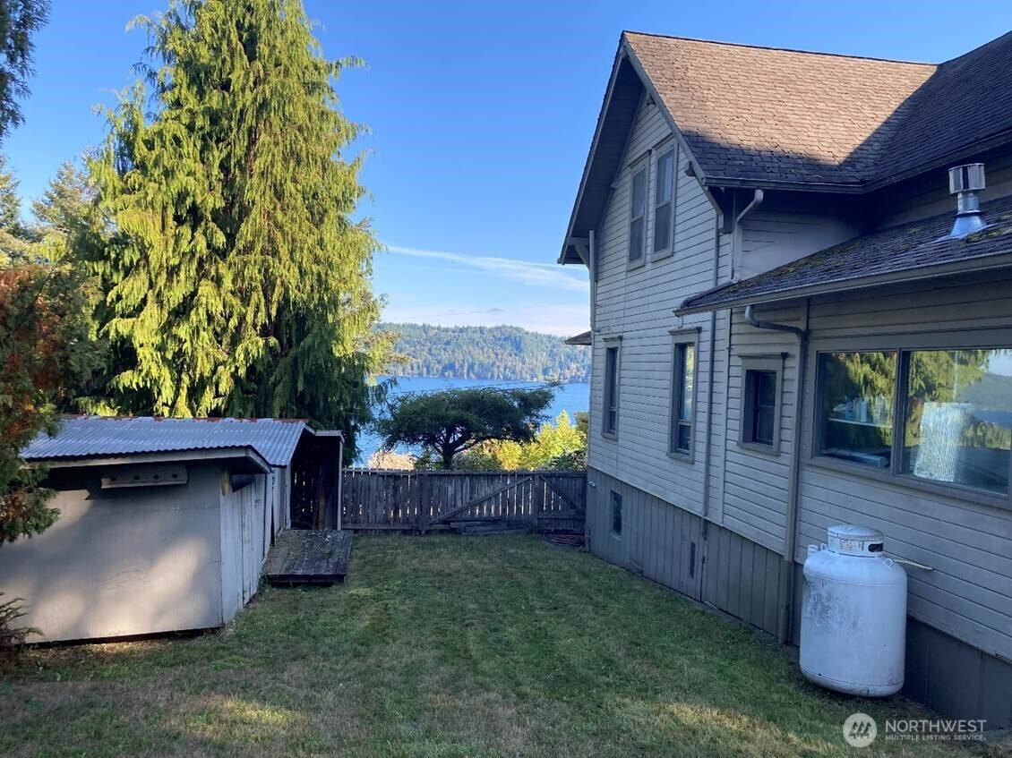 160 N Old Mill Road Hoodsport WA 98548