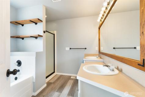 17807 25th Avenue E Tacoma WA 98445