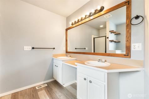 17807 25th Avenue E Tacoma WA 98445