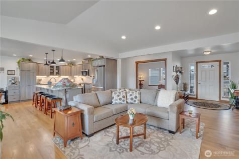 647 S Newton Avenue East Wenatchee WA 98802