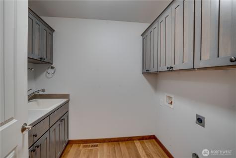 647 S Newton Avenue East Wenatchee WA 98802