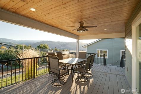 647 S Newton Avenue East Wenatchee WA 98802