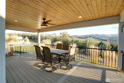 647 S Newton Avenue East Wenatchee WA 98802