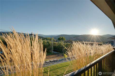 647 S Newton Avenue East Wenatchee WA 98802