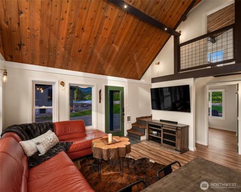 132 Slalom Way Packwood WA 98361