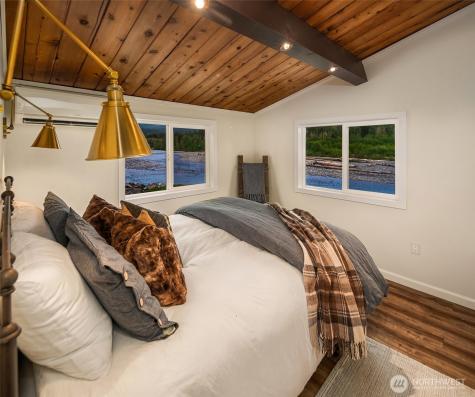132 Slalom Way Packwood WA 98361