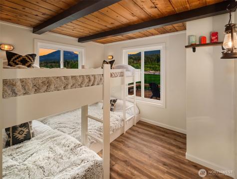 132 Slalom Way Packwood WA 98361