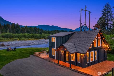 132 Slalom Way Packwood WA 98361