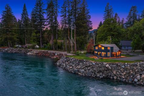 132 Slalom Way Packwood WA 98361
