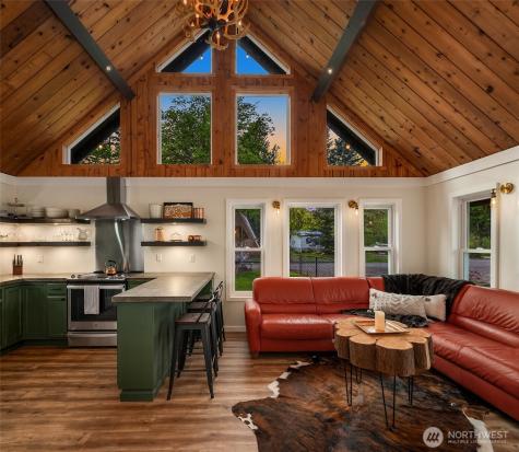 132 Slalom Way Packwood WA 98361