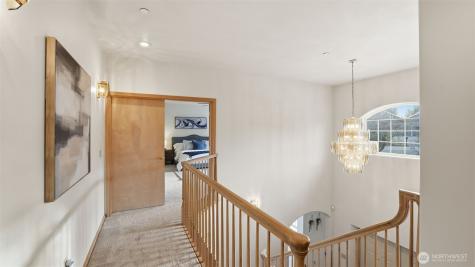 18432 W Lake Desire Drive SE Renton WA 98058