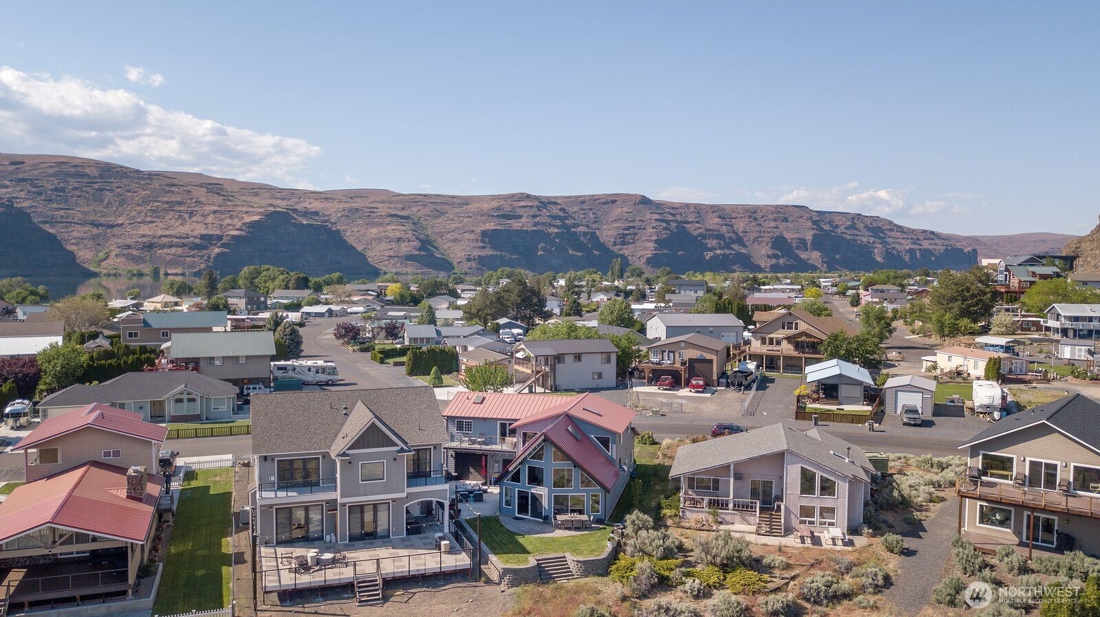 25053 SW Wanapum Street Quincy WA 98848