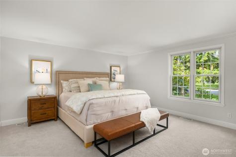 8421 SE 72nd Place Mercer Island WA 98040
