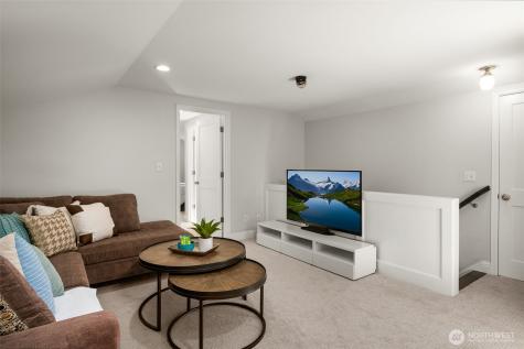 8421 SE 72nd Place Mercer Island WA 98040
