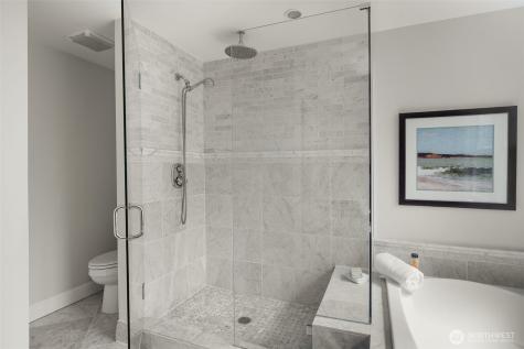 8421 SE 72nd Place Mercer Island WA 98040