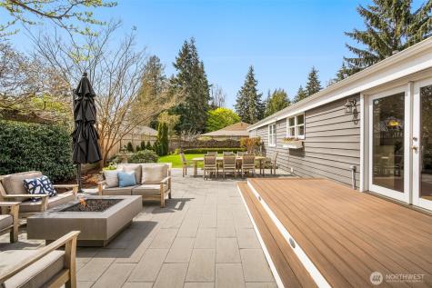 8421 SE 72nd Place Mercer Island WA 98040
