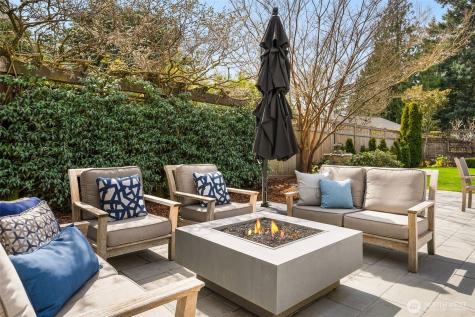 8421 SE 72nd Place Mercer Island WA 98040