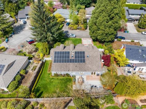 8421 SE 72nd Place Mercer Island WA 98040
