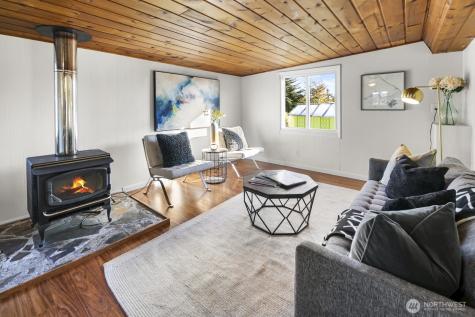 23901 59th Place W Mountlake Terrace WA 98043