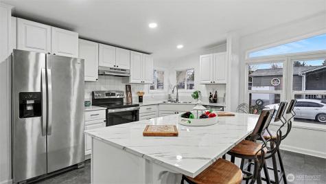 704 87th Avenue NE Lake Stevens WA 98258