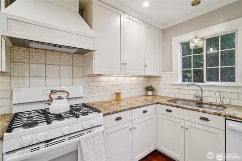 314 N 117th Street Seattle WA 98133