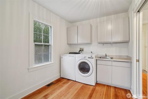314 N 117th Street Seattle WA 98133