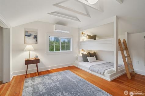 314 N 117th Street Seattle WA 98133