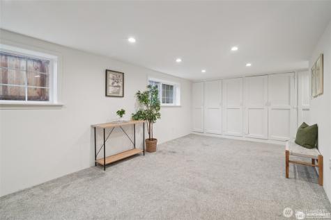 314 N 117th Street Seattle WA 98133