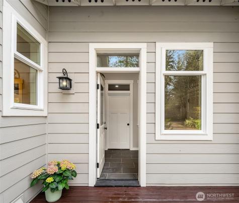 10060 Springwood Lane Bainbridge Island WA 98110