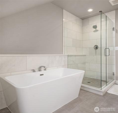 10060 Springwood Lane Bainbridge Island WA 98110