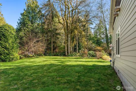 10060 Springwood Lane Bainbridge Island WA 98110