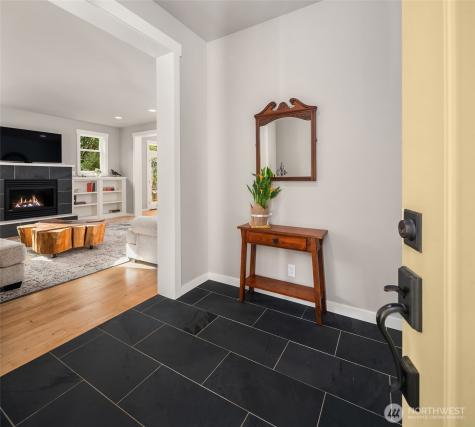 10060 Springwood Lane Bainbridge Island WA 98110