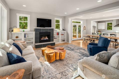 10060 Springwood Lane Bainbridge Island WA 98110