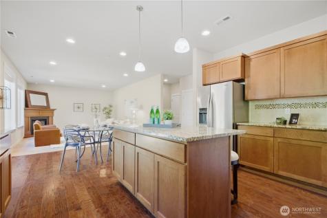 7326 NE 201st Place Kenmore WA 98028