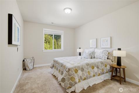 7326 NE 201st Place Kenmore WA 98028