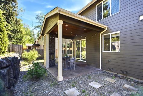 7326 NE 201st Place Kenmore WA 98028