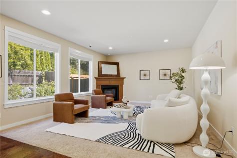 7326 NE 201st Place Kenmore WA 98028