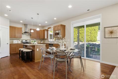 7326 NE 201st Place Kenmore WA 98028