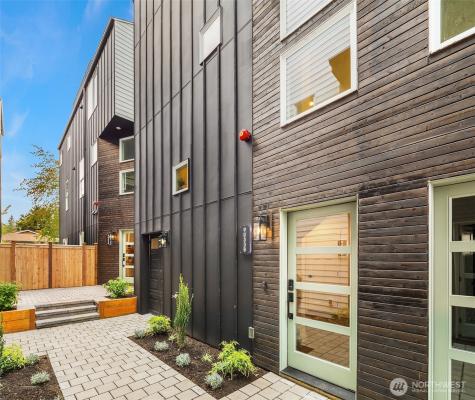 9033 8th Avenue NW Seattle WA 98117