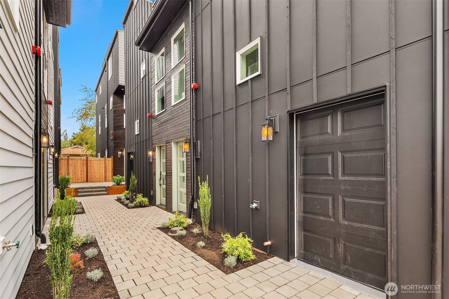 9033 8th Avenue NW Seattle WA 98117