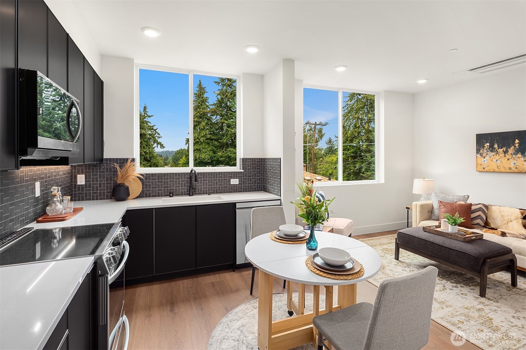 9033 8th Avenue NW Seattle WA 98117