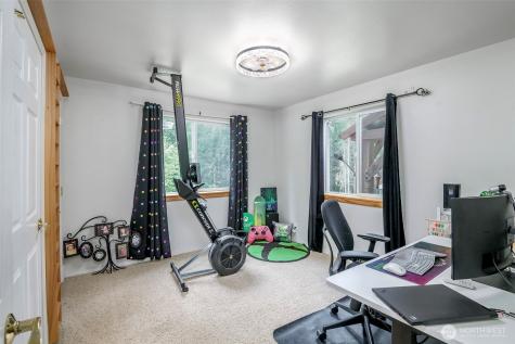 9203 Kootenai Drive Anderson Island WA 98303